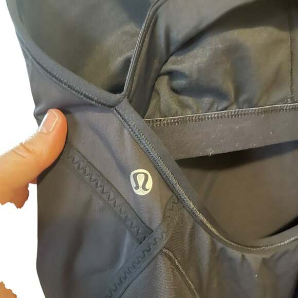 LULULEMON| Ignite Tank - Strappy, built in bra, mesh - BLK EUC SZ 6/8 - Picture 8 of 9